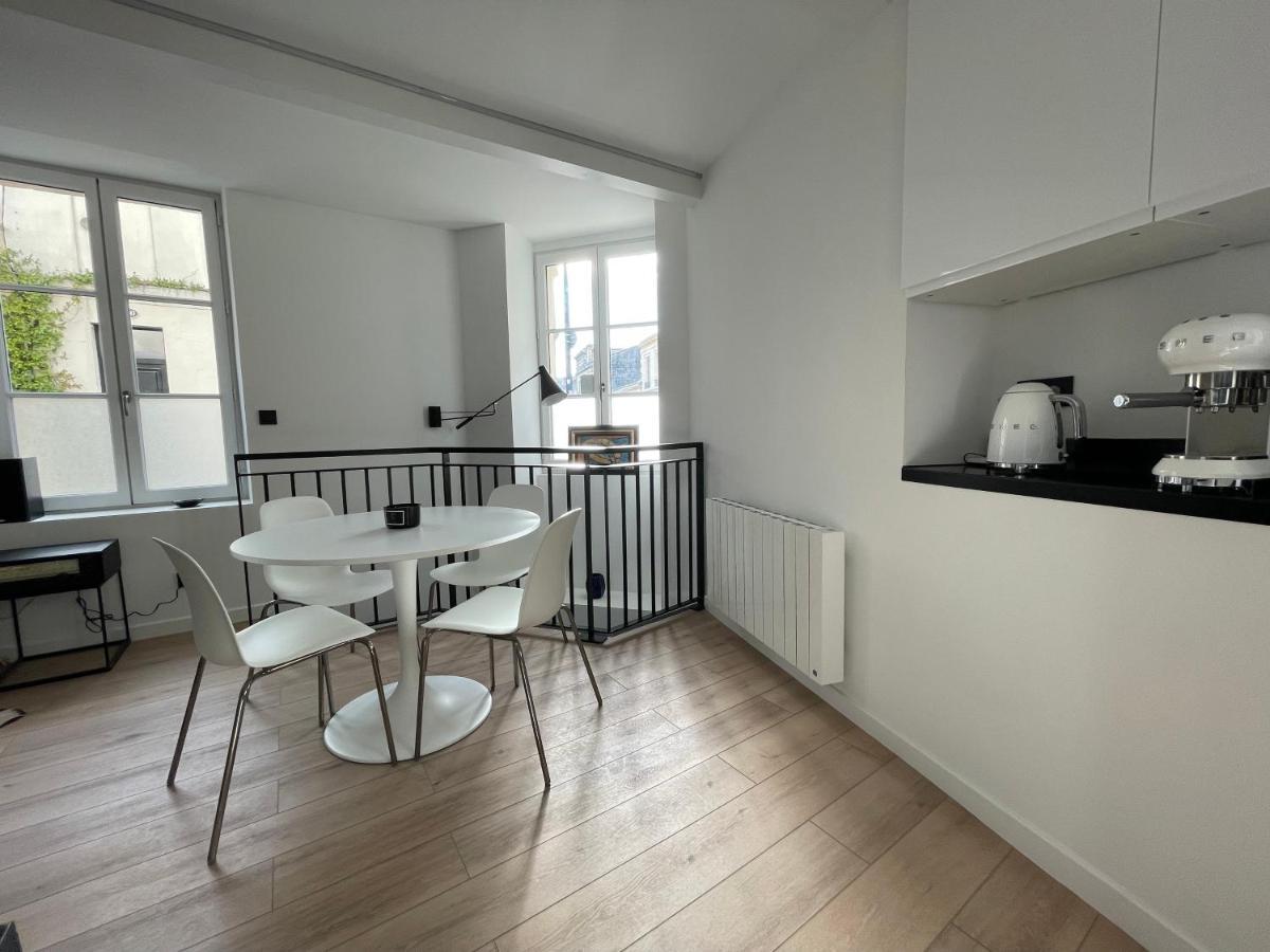 Le Loft Bleu - Un Atelier-Cocon Elegant & Central Bordeaux Exteriér fotografie