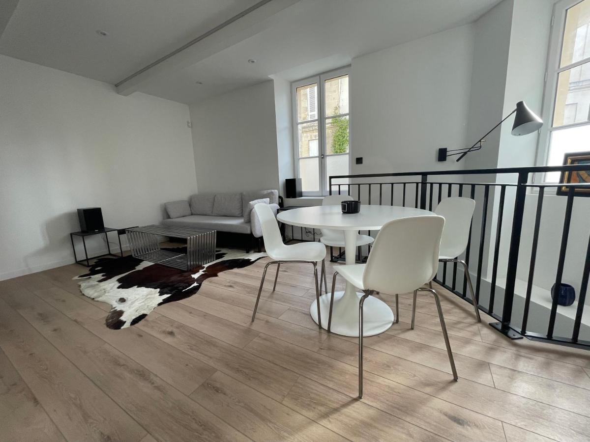 Le Loft Bleu - Un Atelier-Cocon Elegant & Central Bordeaux Exteriér fotografie
